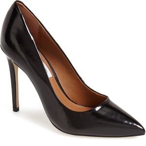 Steve Madden Proto black pumps